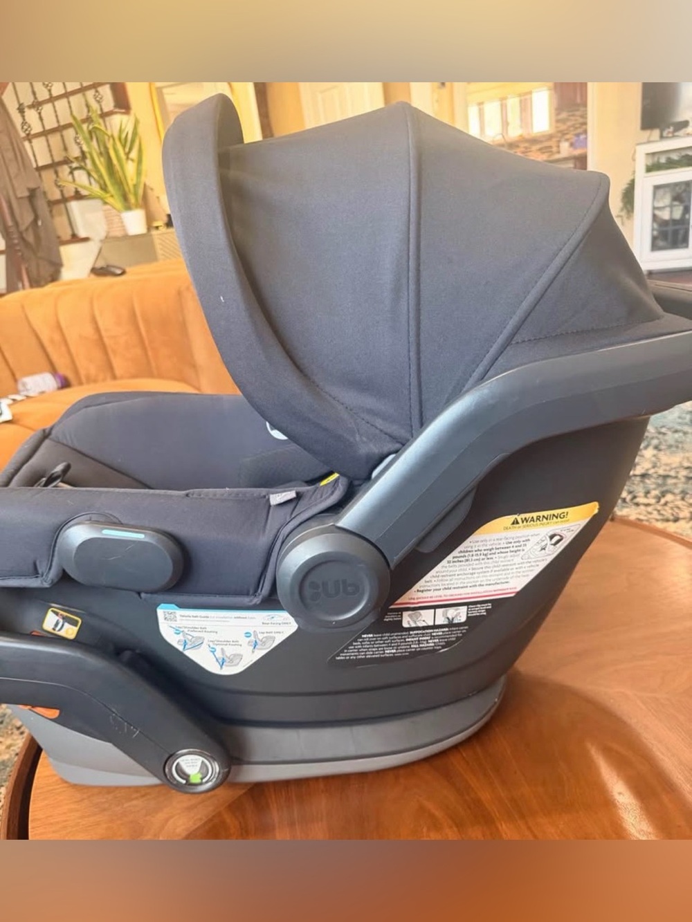 Infant Car Seat Carrier - Black Uppababy mesa v2